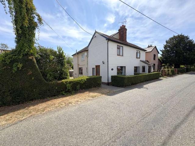 Cottage for rent in Cornish Hall End, Braintree