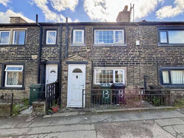 Cottage for sale in Queensbury, West Yorkshire