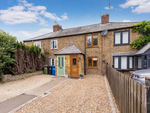 Cottage for sale in Maidenhead, Fifield