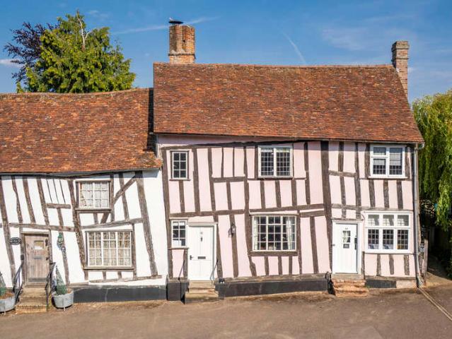 Cottage for sale in Chelmondiston, Suffolk