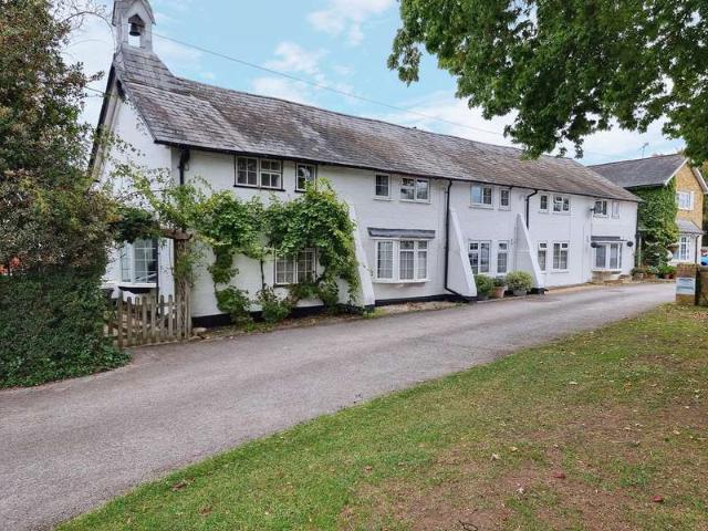 Cottage for sale in Silsoe, Bedfordshire