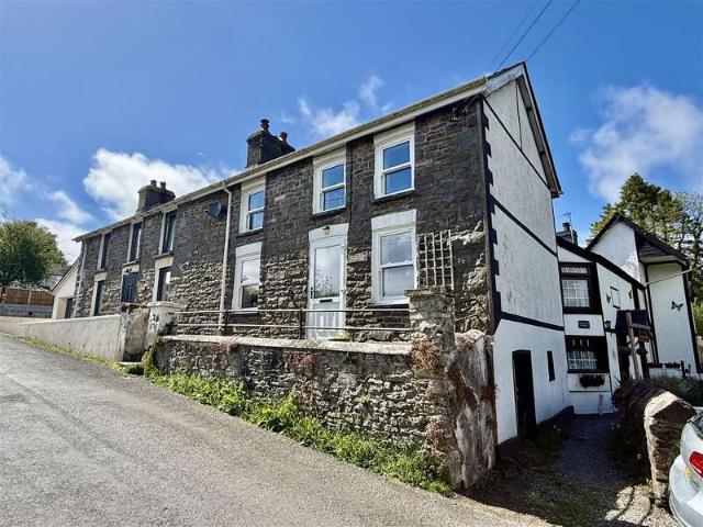 Cottage for sale in Gorsgoch, Wales