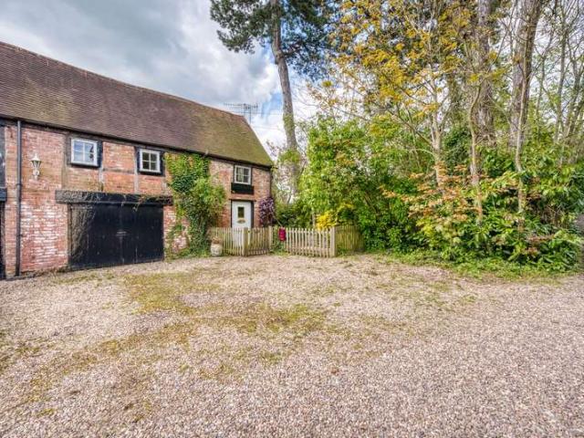 Cottage for sale in Shrewley, Green Close