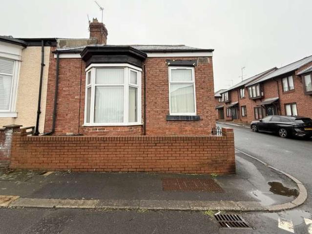Cottage for sale in Millfield, Tyne And Wear