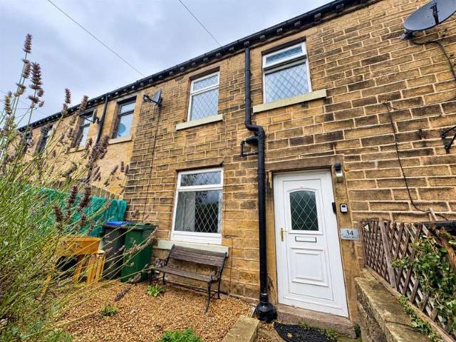 Cottage for sale in Lane End, Bradford