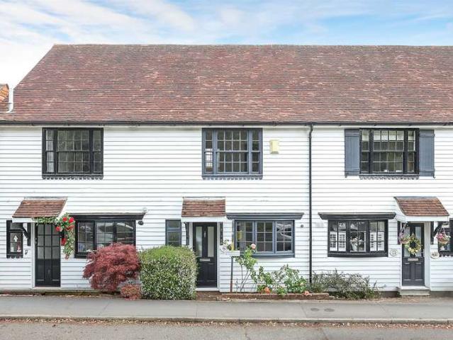 Cottage for sale in Pachesham Park, Surrey