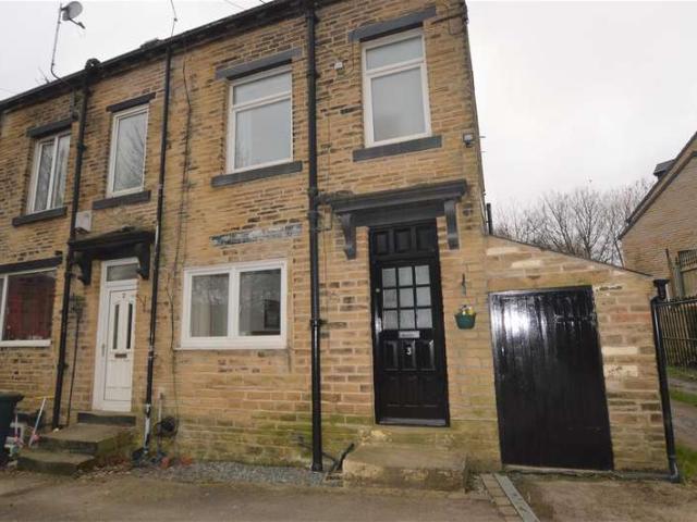 Cottage for rent in Baildon, West Yorkshire