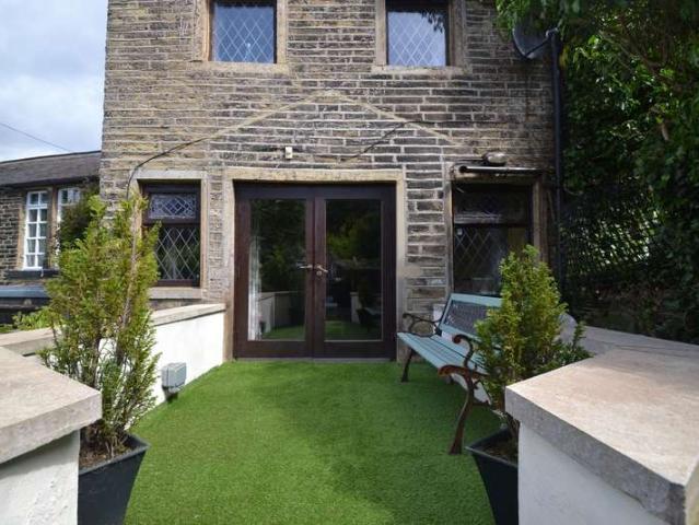 Cottage for sale in Baildon, West Yorkshire