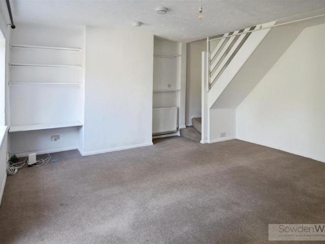 House for rent in Baron St Martin, Barholm