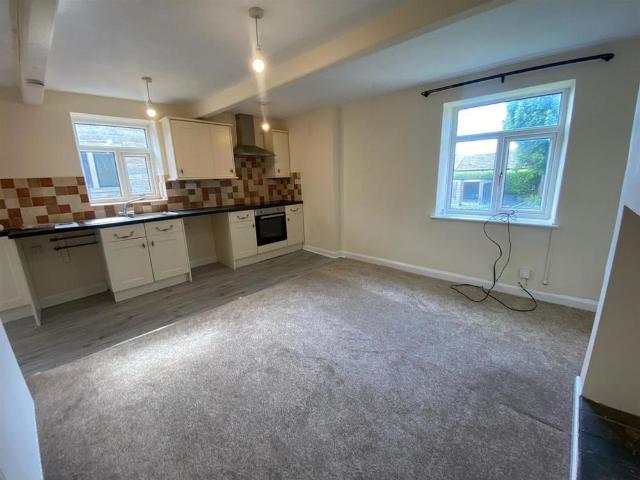 House for rent in Highfields, Huddersfield