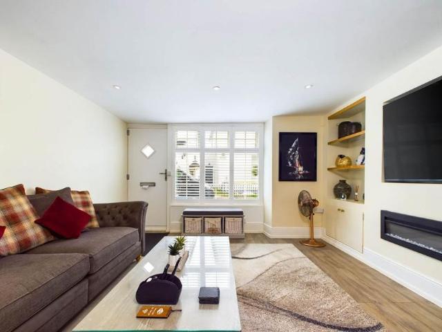 House for rent in London Borough of Croydon, Addiscombe