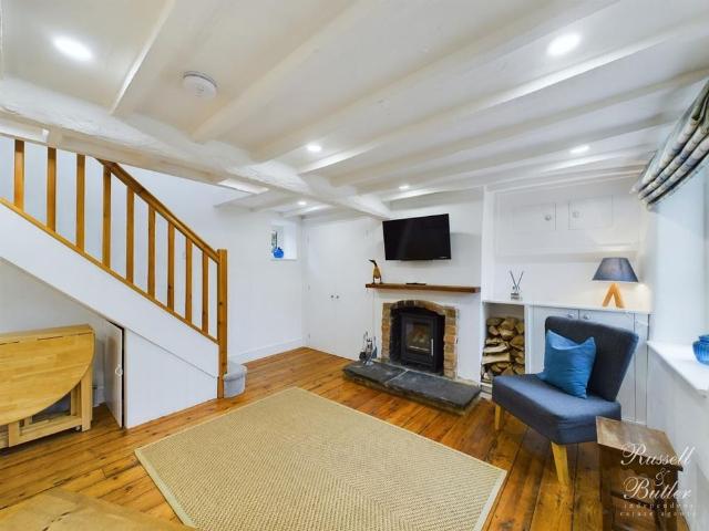 House for rent in Thornborough, Buckinghamshire
