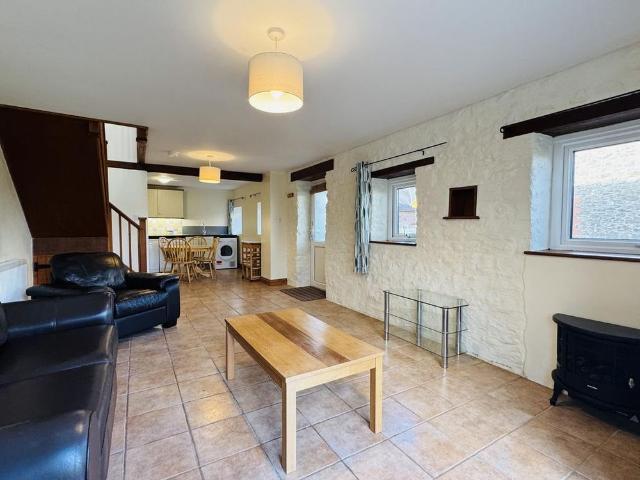 House for rent in Carmarthen, Wales