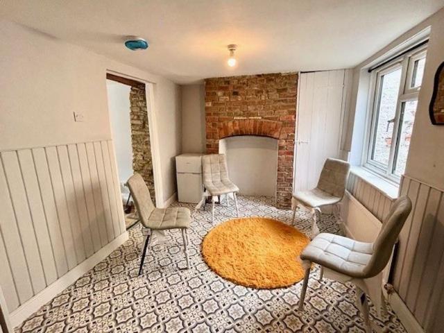 House for rent in Calne