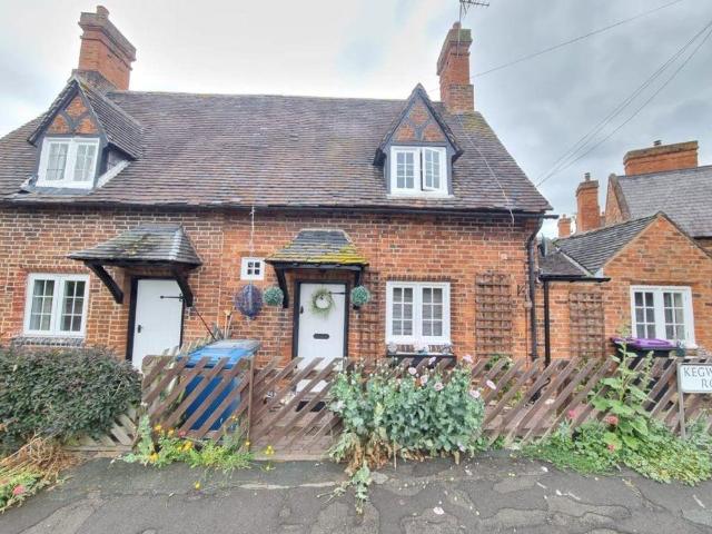 House for rent in Barton In Fabis, East Midlands