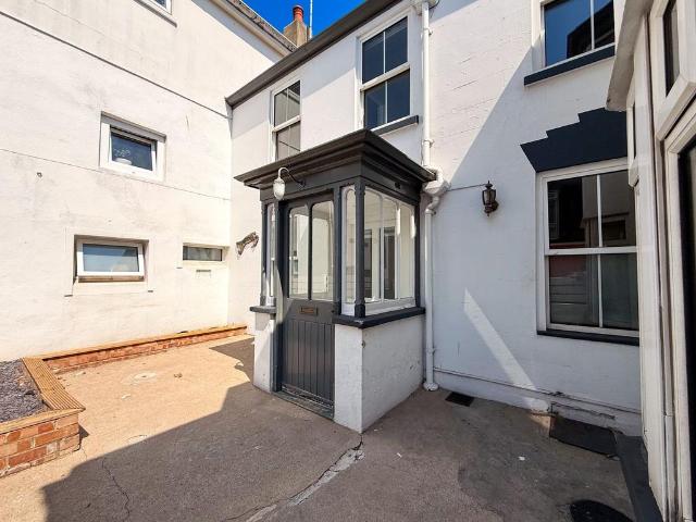House for rent in St Helier, Greater London