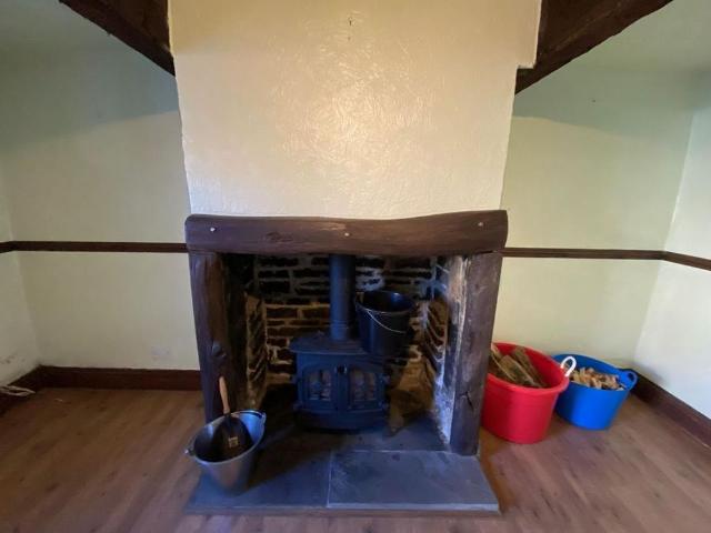 House for rent in Woolshops, Halifax