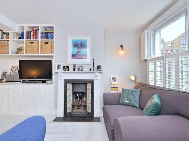 House for rent in Mortlake, Greater London