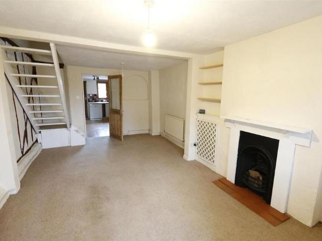 House for rent in Meppershall, Central Bedfordshire