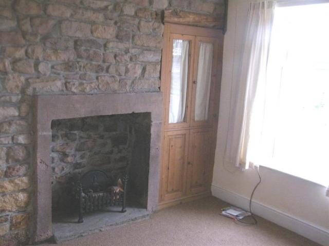 House for rent in Greaves, Bare