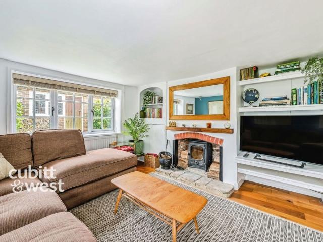 House for rent in Littlecote, West Sussex