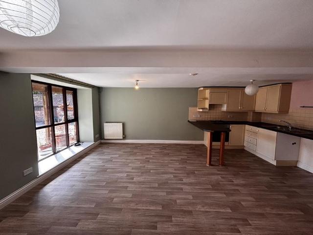 House for rent in Easton-in-gordano, North Somerset