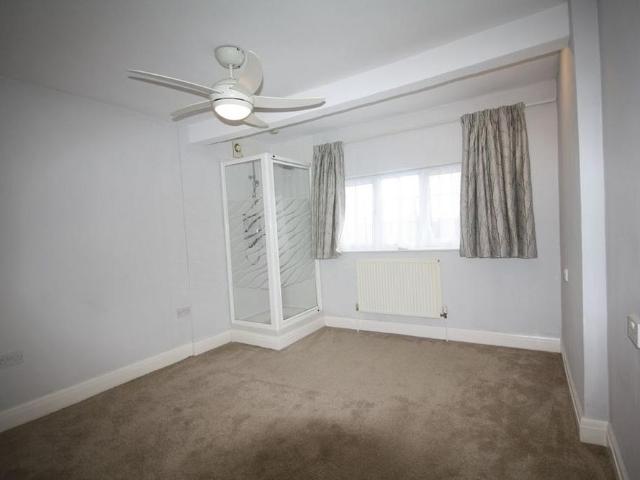 House for rent in Beeches Community Board, Farnham Common