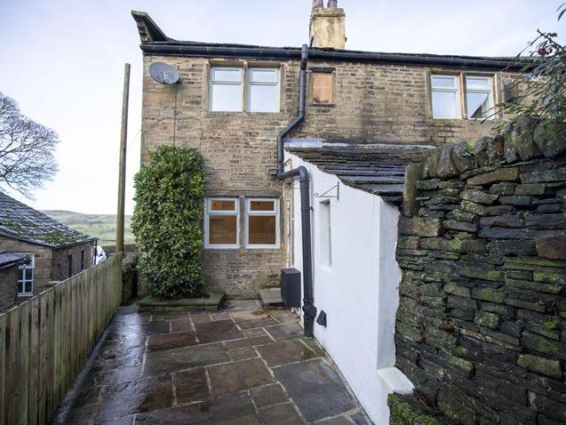 House for rent in Barkisland, West Yorkshire