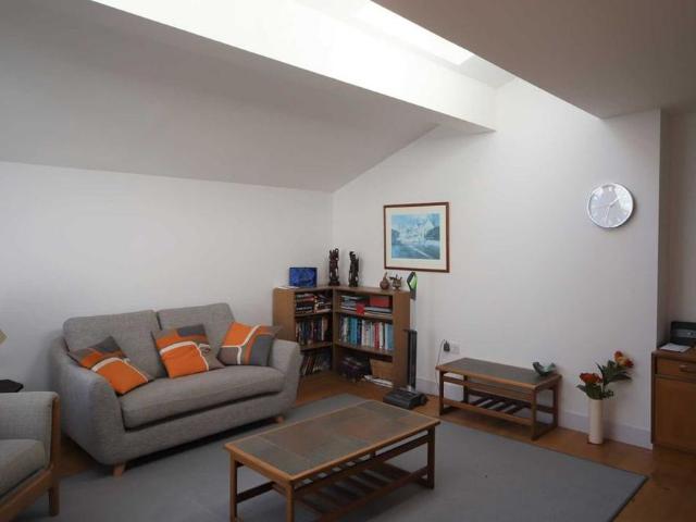 House for rent in Pouchen End, Hertfordshire