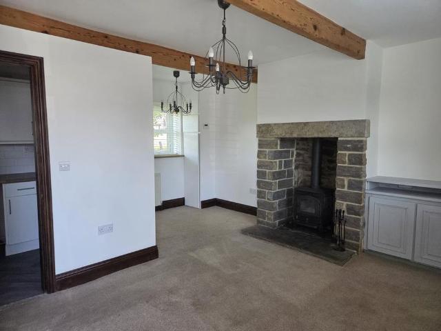 House for rent in Denholme, West Yorkshire