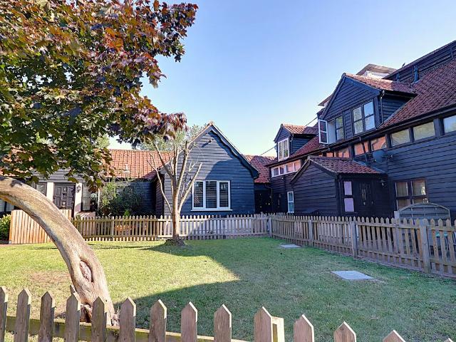 House for rent in Coxtie Green, Navestock Side