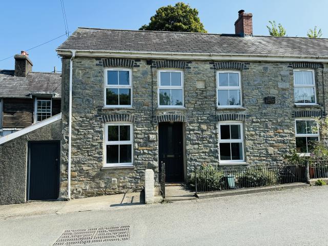 House for rent in Gorsgoch, Wales