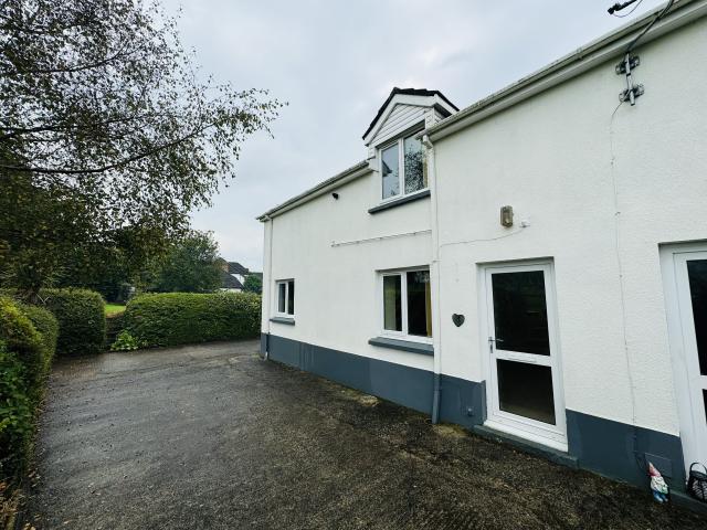 House for rent in Cwmffrwd, Wales