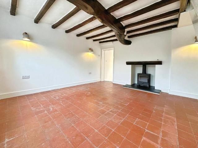 House for rent in Froggatt, East Midlands