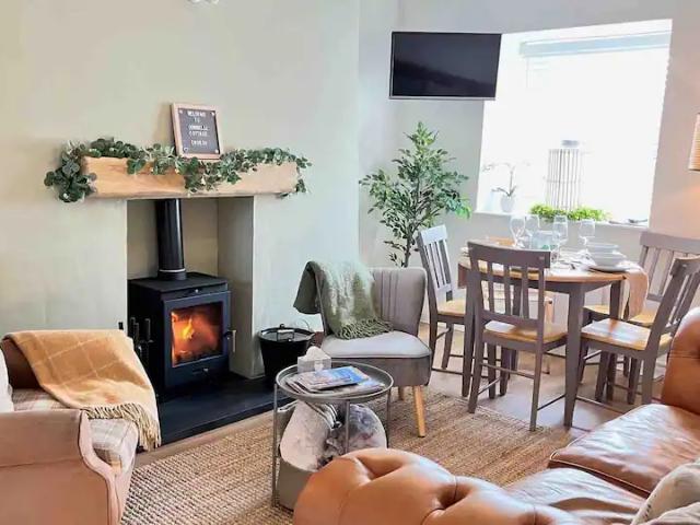 House for rent in Porth-y-Felin, Holyhead