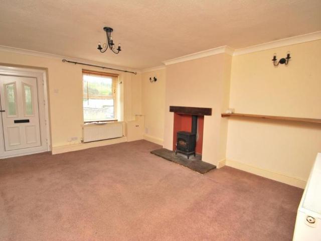 House for rent in Hill Side, Barnsley
