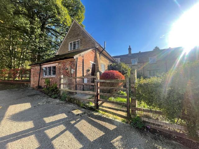 House for rent in Thorpe Mandeville, Northamptonshire