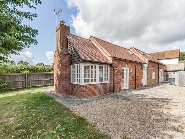 House for rent in Kingston Bagpuize with Southmoor, Dromore