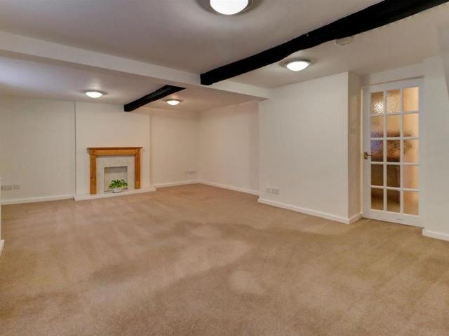 House for rent in Alderminster, Warwickshire