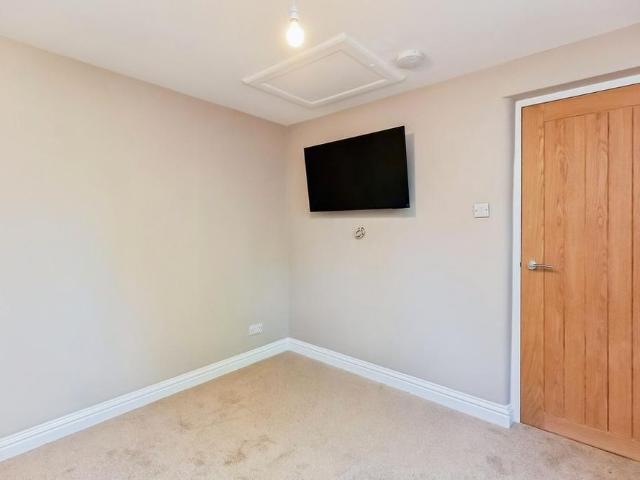 House for rent in Elmfield, Leicestershire