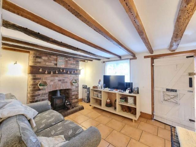 House for rent in Barton In Fabis, East Midlands