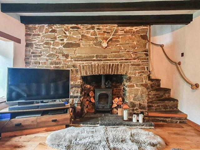 House for rent in Pentyrch, Gwaelod-y-garth