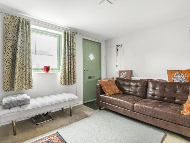 House for rent in Castle, Bedford