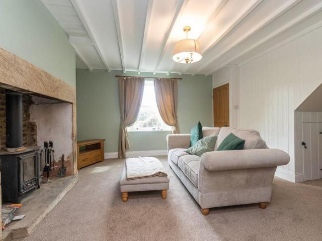 House for rent in Delves Lane, Iveston