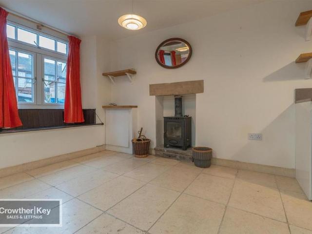 House for rent in Froggatt, East Midlands