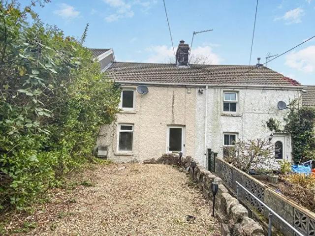 Apartment for rent in Newcastle Higher, Aberkenfig