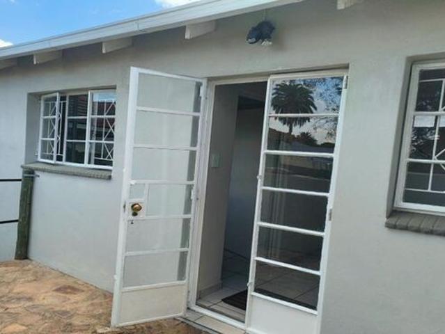 House for rent in Vosloorus, Gauteng