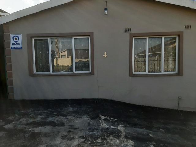 House for rent in Chatsworth, Kwazulu-natal