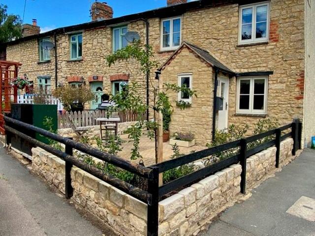 Apartment for rent in Thornborough, Buckinghamshire