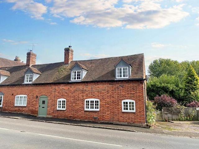 Apartment for rent in Green Close, Warwickshire